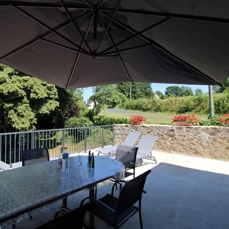 Maison Confortable Avec Spa, Grand Jardin, Proche D'activites Nature Et Visites Culturelles - Fr-1-742-517 Pléaux