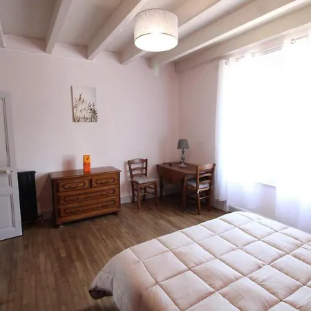 Maison Confortable Avec Spa, Grand Jardin, Proche D'activites Nature Et Visites Culturelles - Fr-1-742-517 Pléaux
