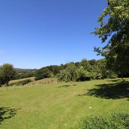 Ferienhaus Maison Confortable Avec Spa, Grand Jardin, Proche D'activites Nature Et Visites Culturelles - Fr-1-742-517 Pléaux