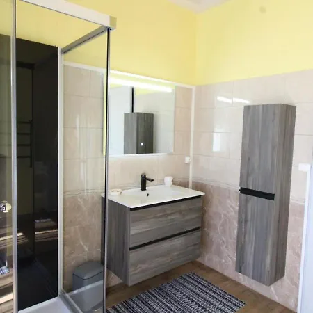 Maison Confortable Avec Spa, Grand Jardin, Proche D'activites Nature Et Visites Culturelles - Fr-1-742-517 Ferienhaus *