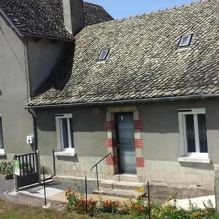 Maison Confortable Avec Spa, Grand Jardin, Proche D'activites Nature Et Visites Culturelles - Fr-1-742-517 * Pléaux
